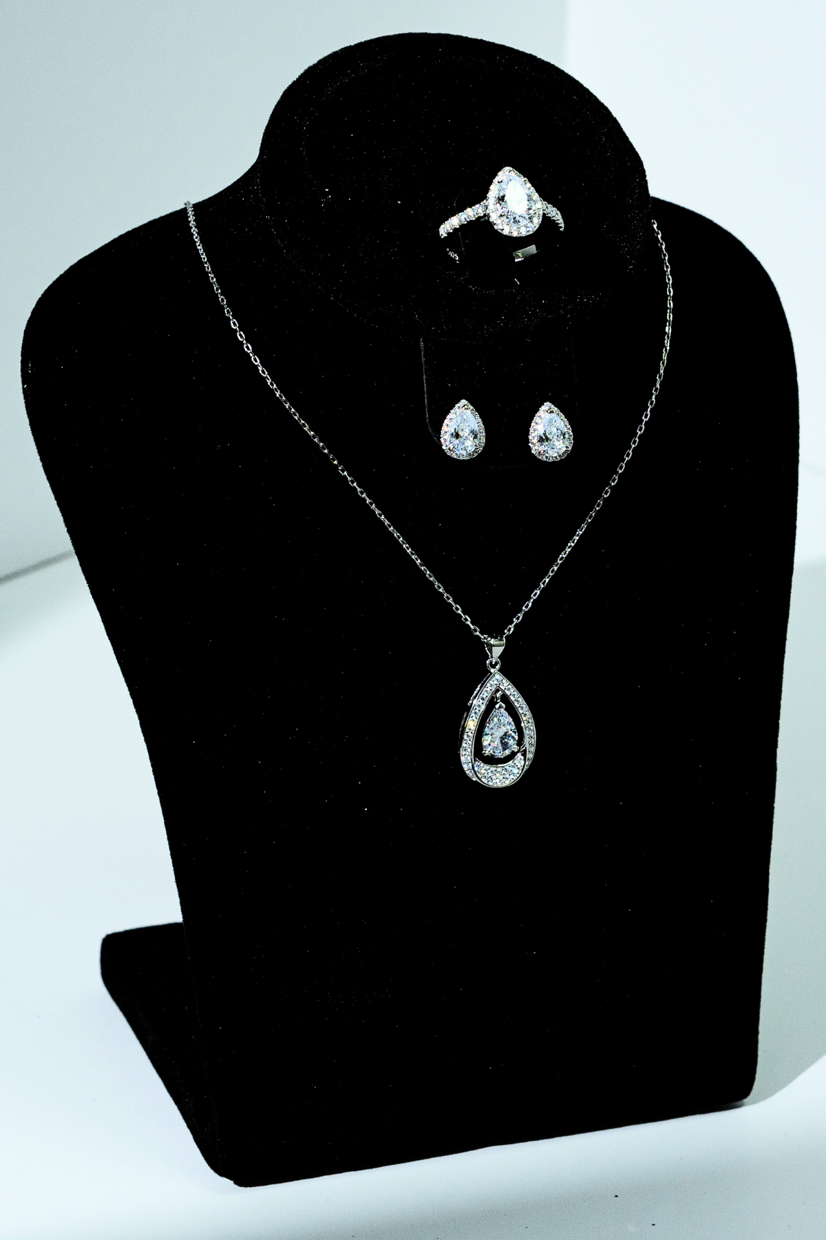 Aria Green Jewelry Set