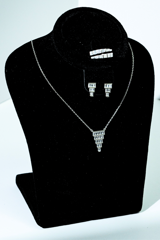 Celesta Cardinal Red Jewelry Set