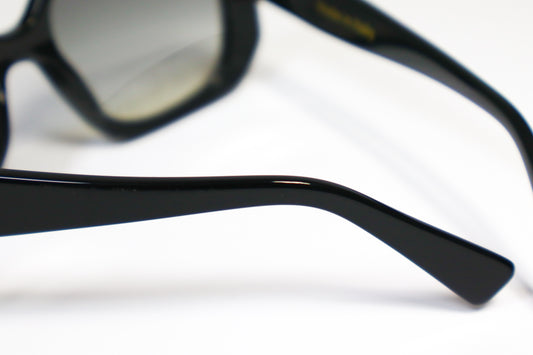 Novella – Black Eyewear