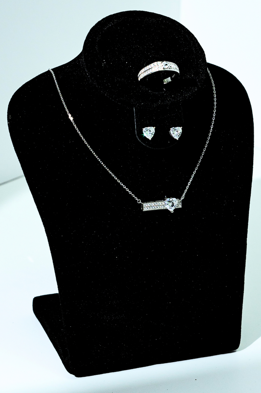 Levana Maroon Jewelry Set