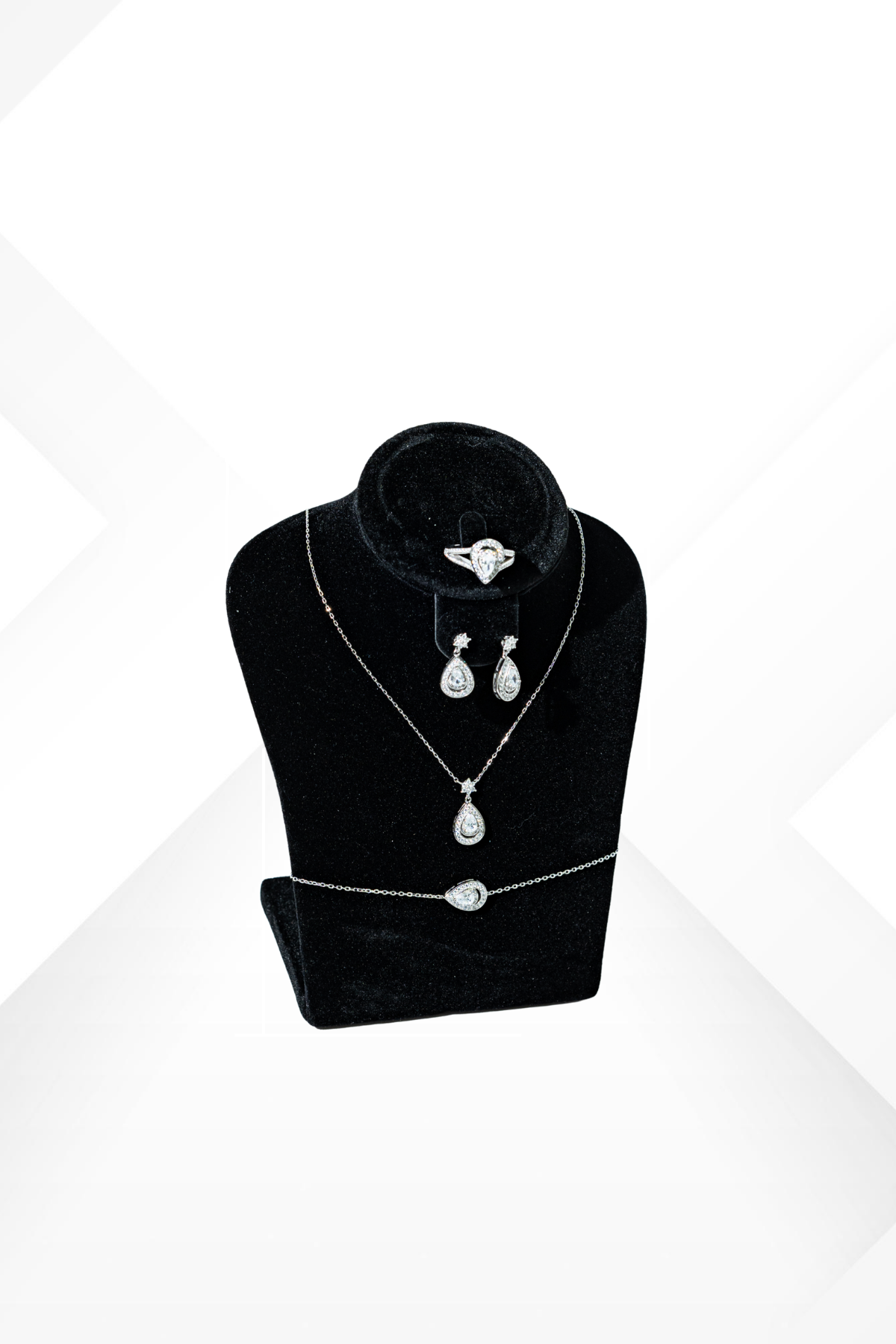 Aria Black Jewelry Set