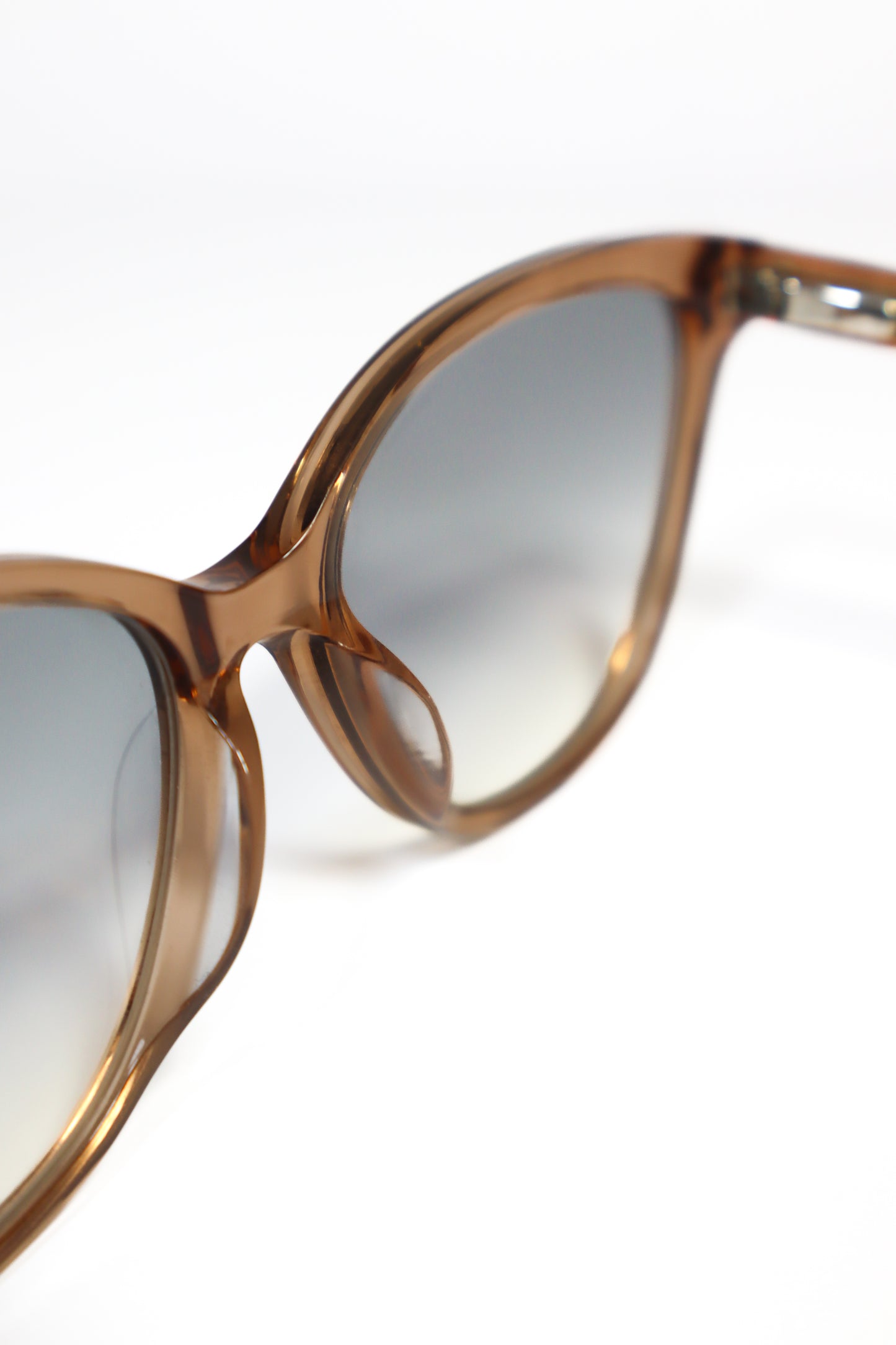 Diamanta – Orange eyewear