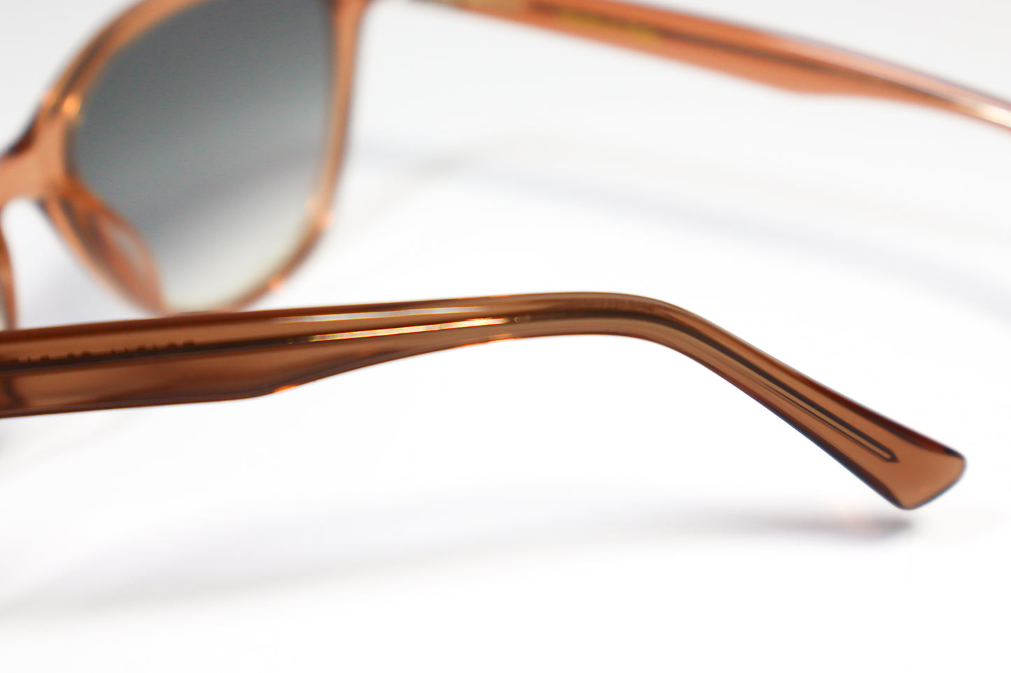 Diamanta – Orange eyewear