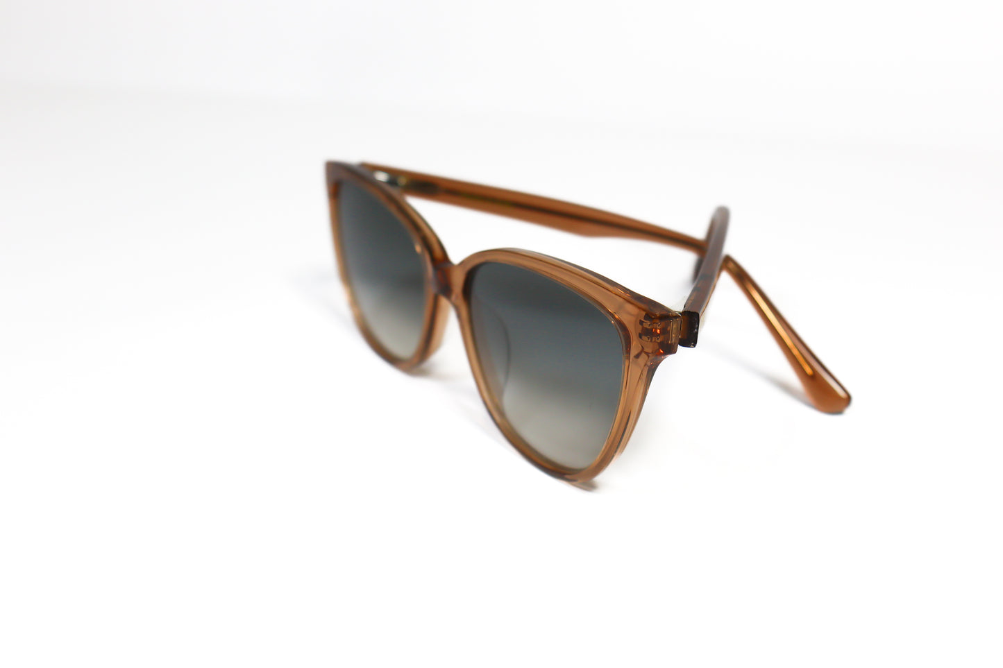 Diamanta – Orange eyewear