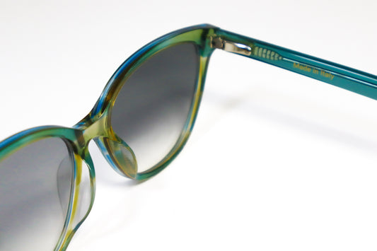 Diamanta – Metro Blue eyewear