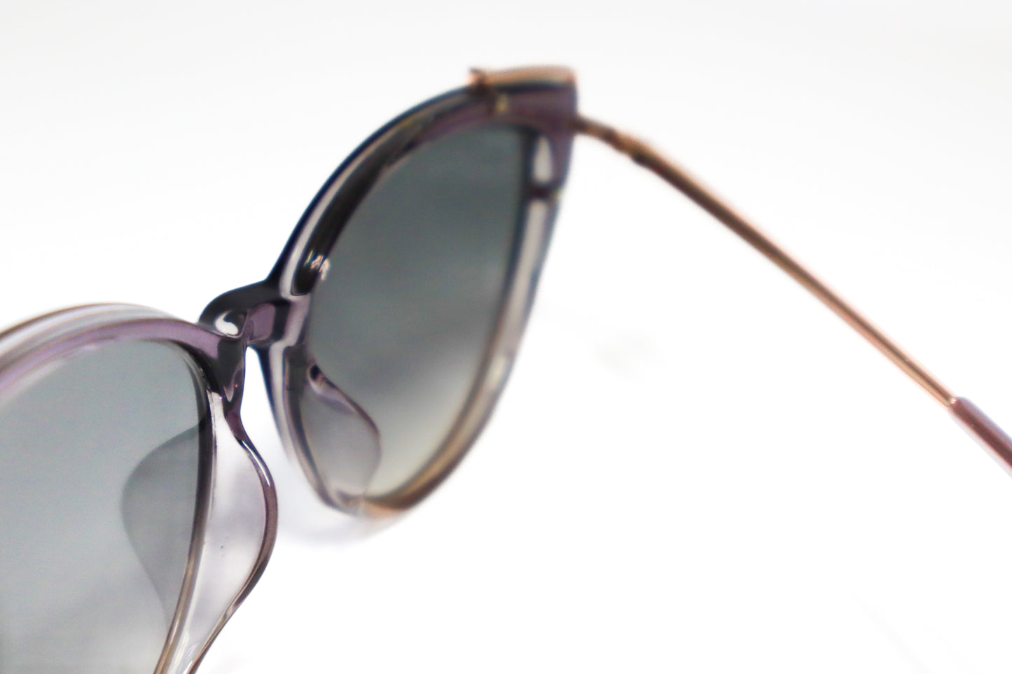 Lusso – Heliconia Eyewear