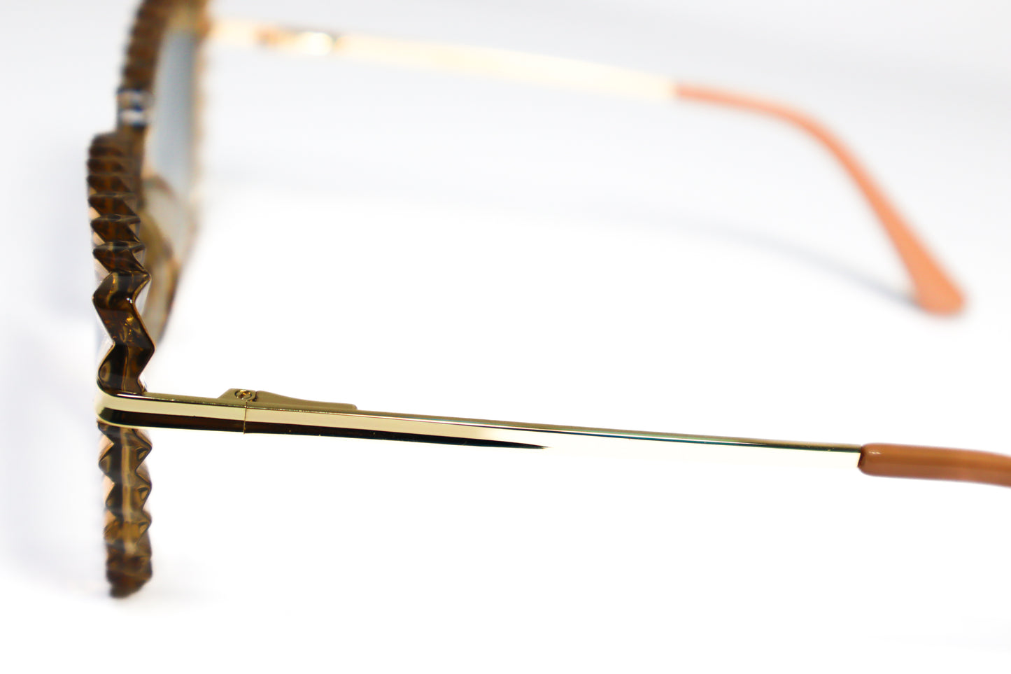 Palladia – Salmon Eyewear