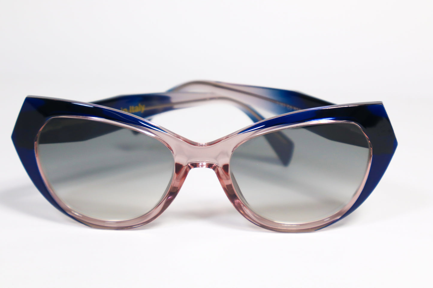 Ambra – Metro Blue Eyewear