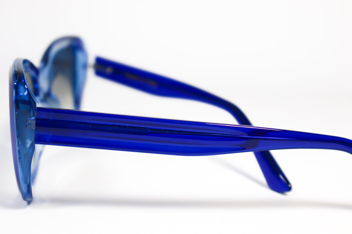 Lorena – Light Blue Eyewear